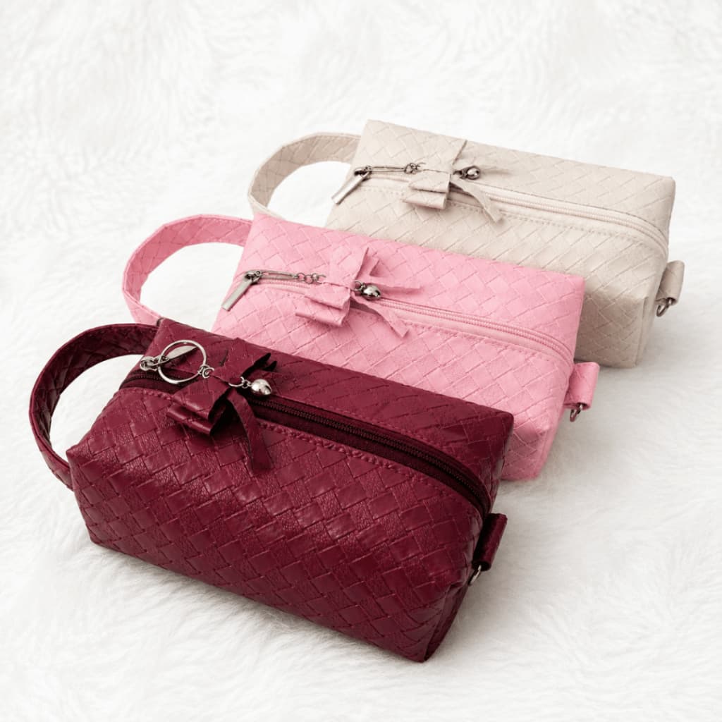 Bolsa Necessaire Feminina Premium com Chaveiro de Laço e Alça de Mão