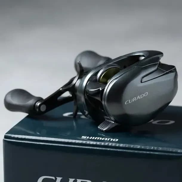 Carretilha Shimano Curado 151xg manivela Esquerda modelo 2025