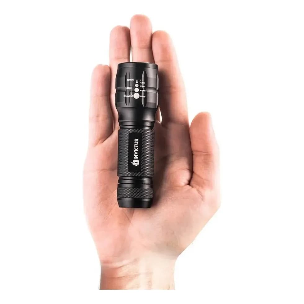 Lanterna Tática Invictus One 80 lm com Zoom e LED