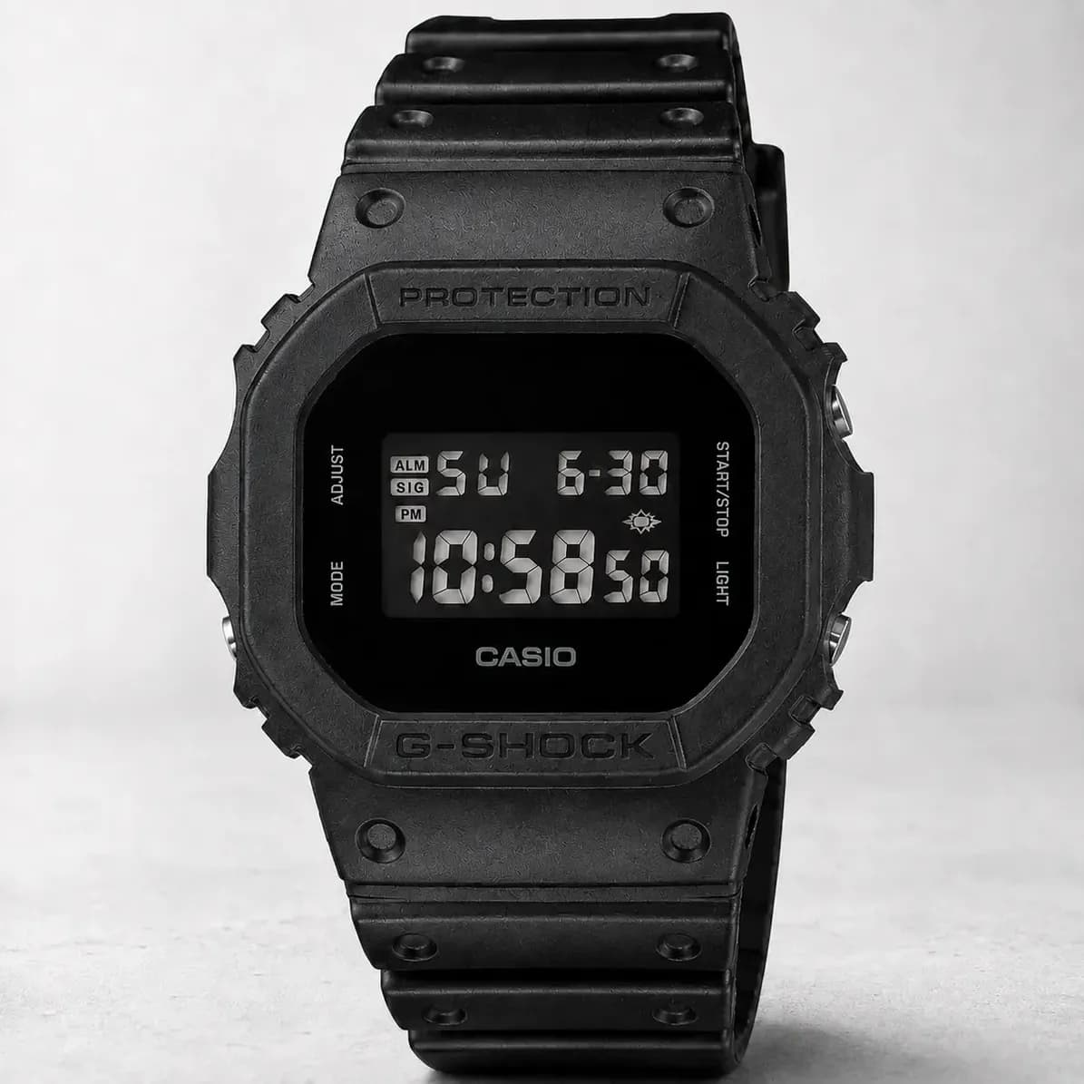 Relógio  Casio G-Shock DW5600BB-1DR Digital Preto Original 200m Resistente a Impactos Pulseira de Resina Cronômetro Alarme Timer Iluminação LED