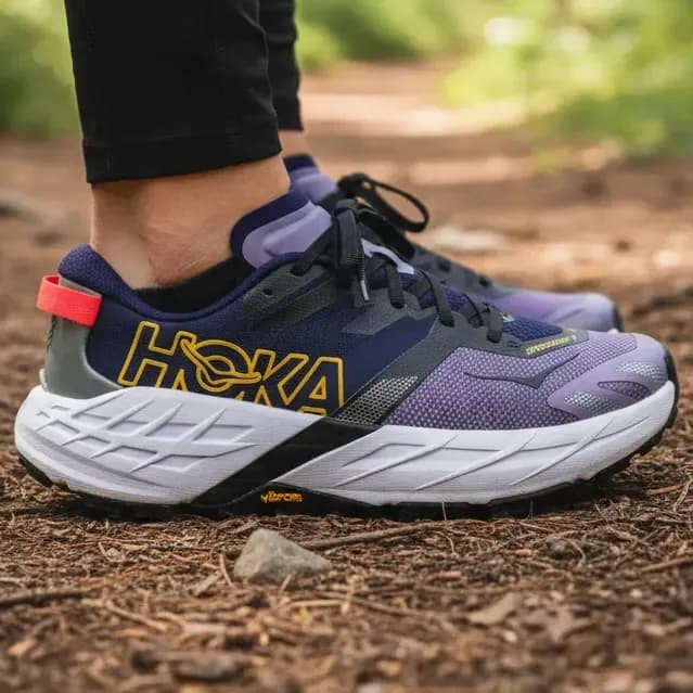 Tênis Hoka Speedgoat 7 Feminino Trail Running Trilha Roxo Liso 38 Br